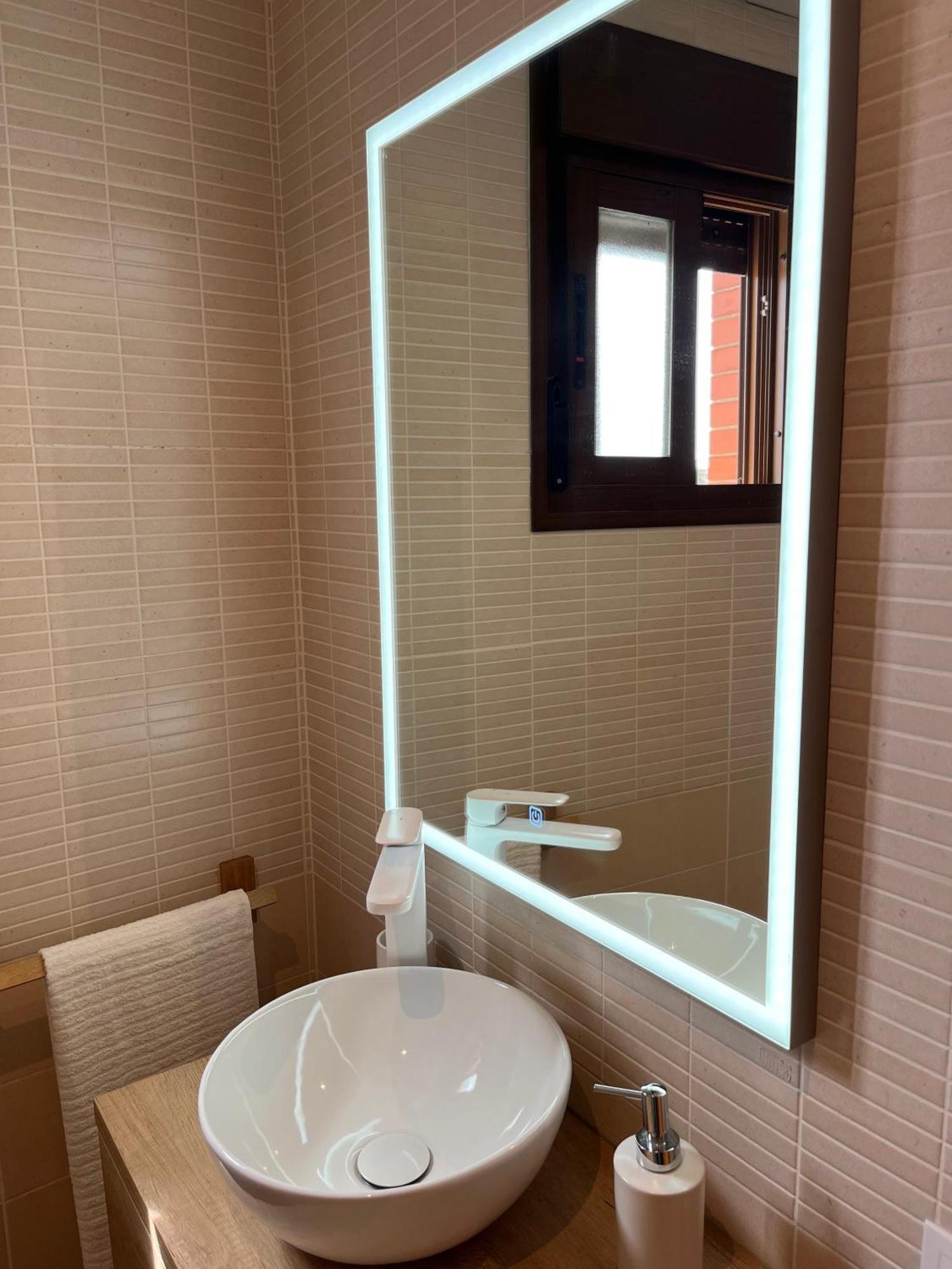 Duplex Con Terraza Privada Y Parking A 15 Minutos De Sevilla دوس إرماناس المظهر الخارجي الصورة